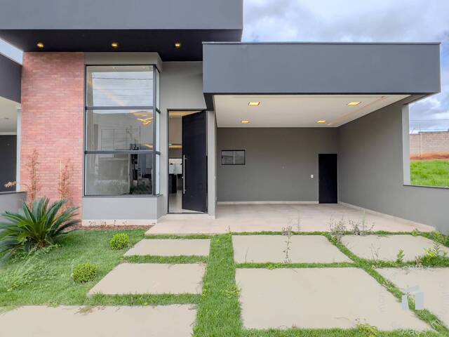 #53 - Casa para Compra em Botucatu - SP - 1