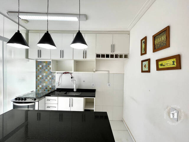 Apartamento para Compra em Botucatu - 2