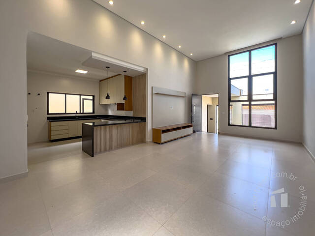 #19 - Casa para Compra em Botucatu - SP - 2
