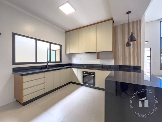 #19 - Casa para Compra em Botucatu - SP - 3
