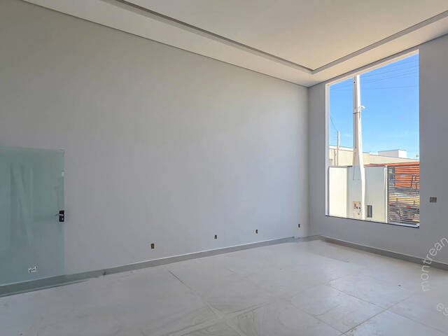 #87 - Casa para Compra em Botucatu - SP - 2