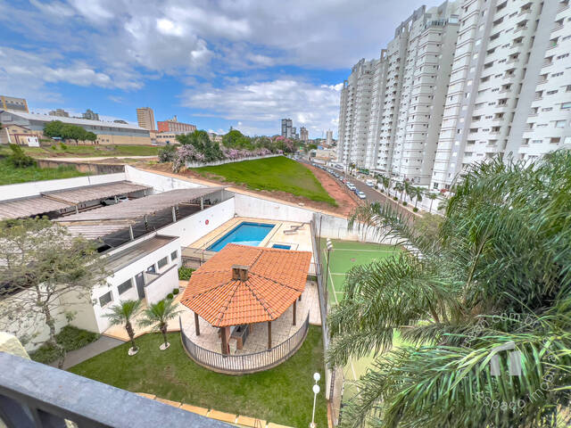 #112 - Apartamento para Compra em Botucatu - SP - 1