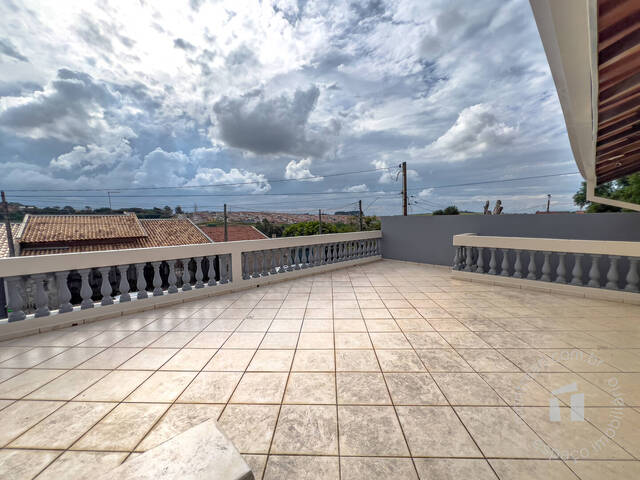#114 - Casa para Compra em Botucatu - SP - 2