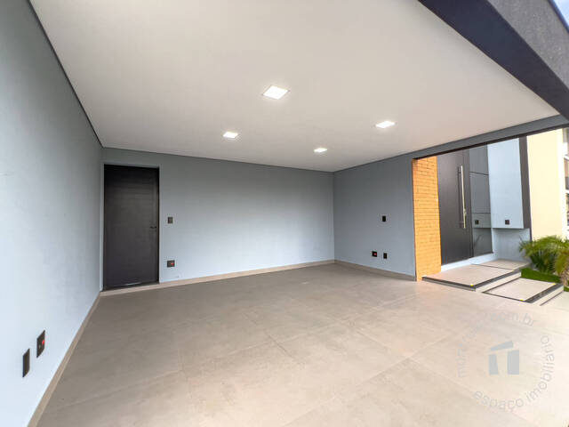 #115 - Casa para Compra em Botucatu - SP - 3