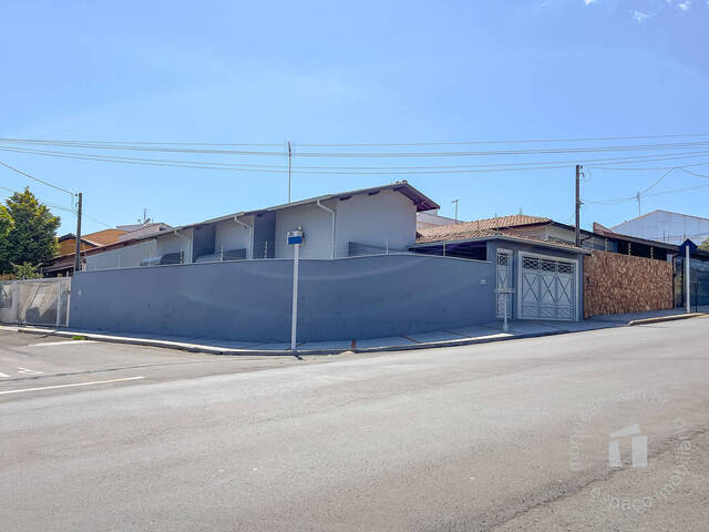 #93 - Casa para Compra em Botucatu - SP - 1