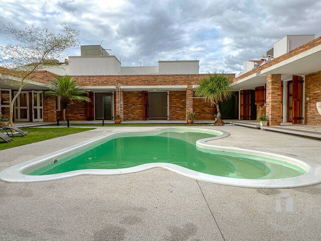 Compra em Colinas do Paraíso - Botucatu