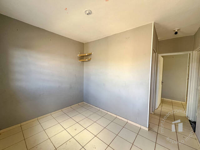 #131 - Casa para Compra em Botucatu - SP - 3