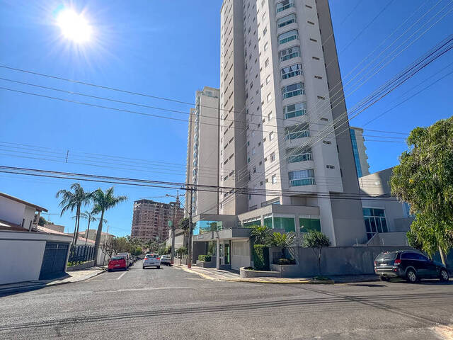 #134 - Apartamento para Compra em Botucatu - SP - 2