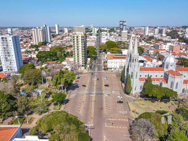 #140 - Sala para Compra em Botucatu - SP - 3