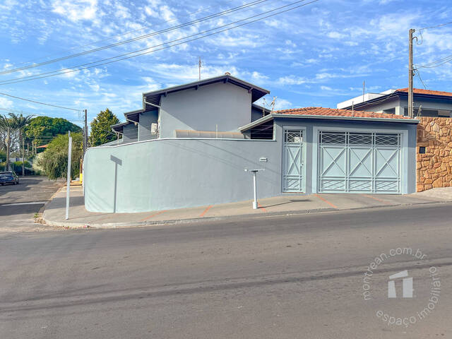 #93 - Casa para Compra em Botucatu - SP - 1