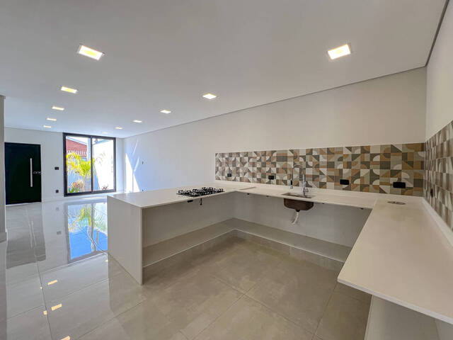 #144 - Casa para Compra em Botucatu - SP - 3