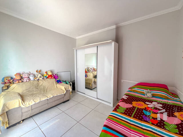#147 - Casa para Compra em Botucatu - SP - 2