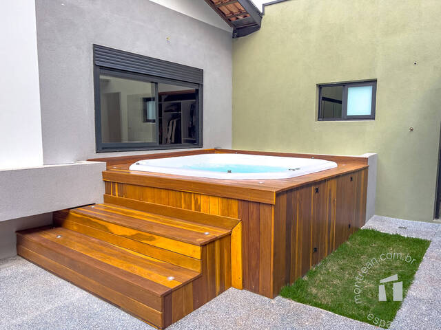 #155 - Casa para Compra em Botucatu - SP - 1