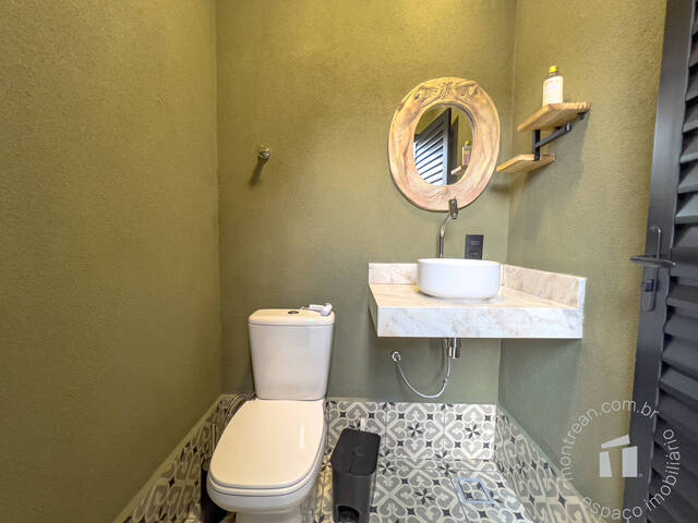 Casa para Compra em Botucatu - 5