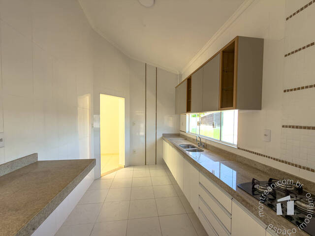 #170 - Casa para Compra em Botucatu - SP - 1