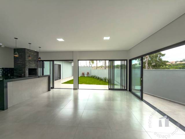 #186 - Casa para Compra em Botucatu - SP - 3