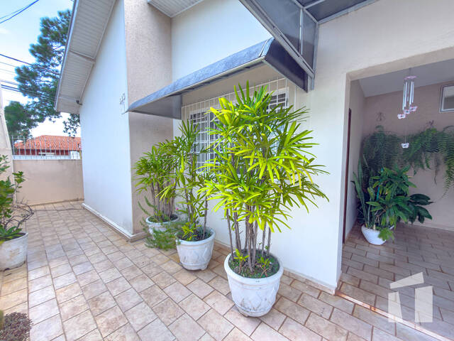 #205 - Casa para Compra em Botucatu - SP - 2