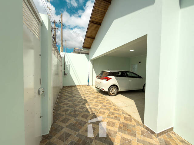 #208 - Casa para Compra em Botucatu - SP - 3