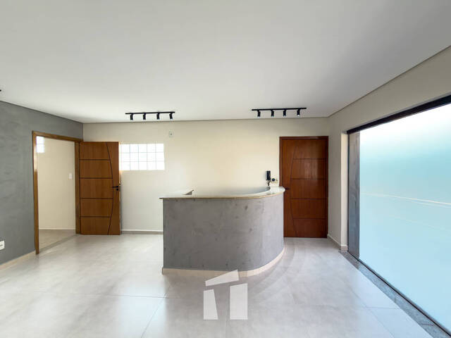 #210 - Ponto Comercial para Locação em Botucatu - SP - 1