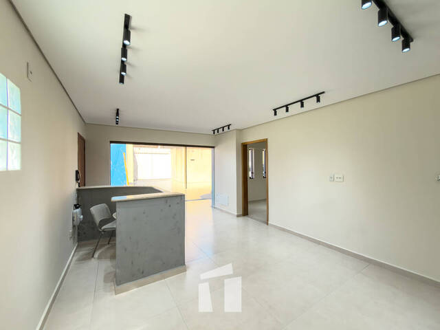 #210 - Ponto Comercial para Locação em Botucatu - SP - 2