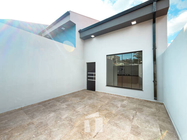 #217 - Casa para Compra em Botucatu - SP