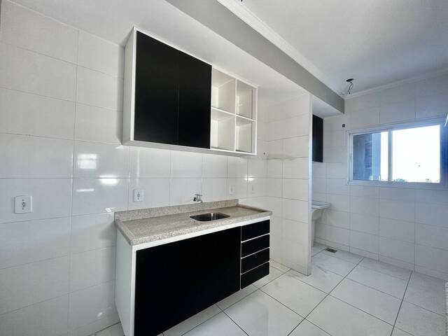 Apartamento para Compra em Botucatu - 4