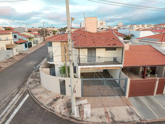 #236 - Sobrado para Compra em Botucatu - SP - 1