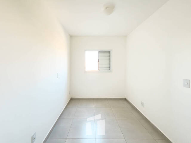 Apartamento para Compra em Botucatu - 4