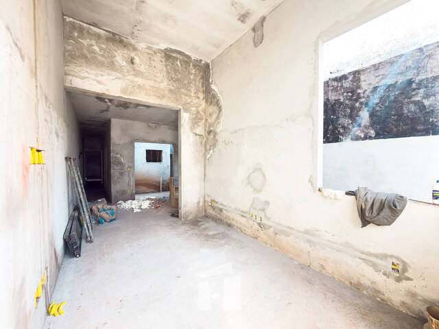 Casa para Compra em Botucatu - 3