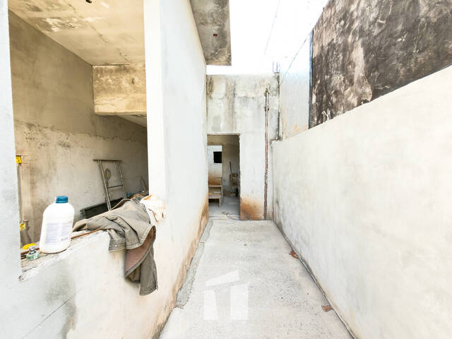 Casa para Compra em Botucatu - 4