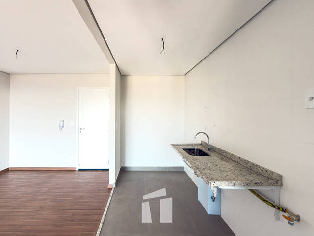 Apartamento para Compra em Botucatu - 2