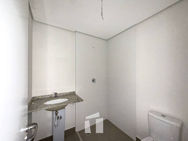 Apartamento para Compra em Botucatu - 5