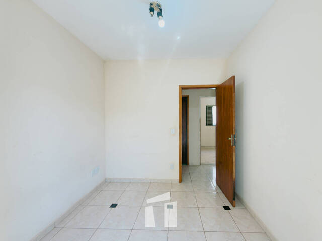 Casa para Compra em Botucatu - 2