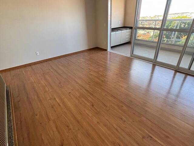 Apartamento para Compra em Botucatu - 4