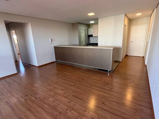 #256 - Apartamento para Compra em Botucatu - SP - 2