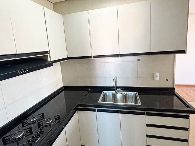 #256 - Apartamento para Compra em Botucatu - SP - 3