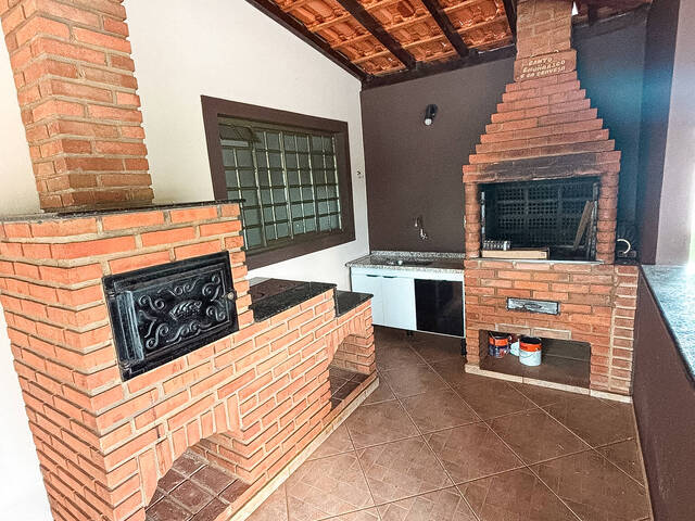#257 - Casa para Compra em Botucatu - SP - 3
