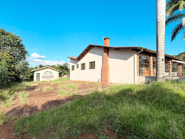#257 - Casa para Compra em Botucatu - SP - 3